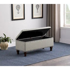 Banc de rangement capitonné avec garniture cloutée en bronze et pieds en bois – Beige / Damassé rouge et doré / Médaillon orange et crème / Tissé gris – 2-3 personnes