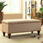 Banc de rangement capitonné avec garniture cloutée en bronze et pieds en bois – Beige / Damassé rouge et doré / Médaillon orange et crème / Tissé gris – 2-3 personnes