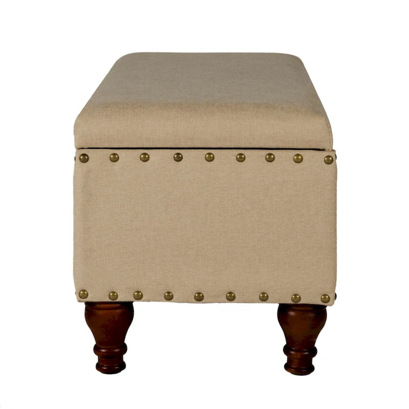 Banc de rangement capitonné avec garniture cloutée en bronze et pieds en bois – Beige / Damassé rouge et doré / Médaillon orange et crème / Tissé gris – 2-3 personnes