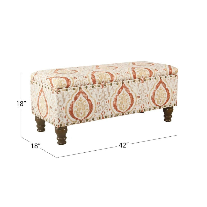 Banc de rangement capitonné avec garniture cloutée en bronze et pieds en bois – Beige / Damassé rouge et doré / Médaillon orange et crème / Tissé gris – 2-3 personnes