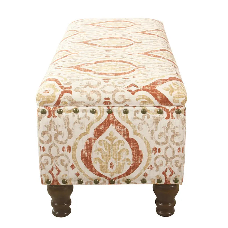 Banc de rangement capitonné avec garniture cloutée en bronze et pieds en bois – Beige / Damassé rouge et doré / Médaillon orange et crème / Tissé gris – 2-3 personnes