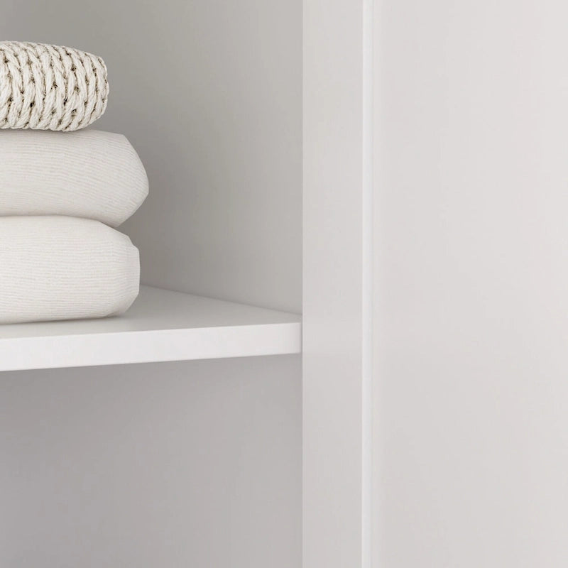 Armoire de chambre avec penderie, 3 étagères et poignées dorées – Blanche