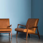 Fauteuil en cuir pleine fleur avec cadre en bois de frêne et de noyer – Bleu nuit / Cacao de Madagascar / Cognac – 1 place