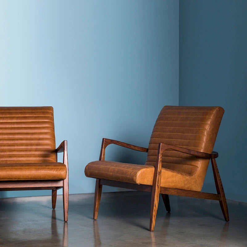 Fauteuil en cuir pleine fleur avec cadre en bois de frêne et de noyer – Bleu nuit / Cacao de Madagascar / Cognac – 1 place